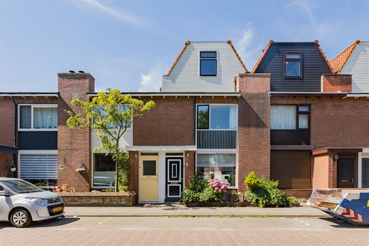 Prins Bernhardstraat 11 in Voorhout