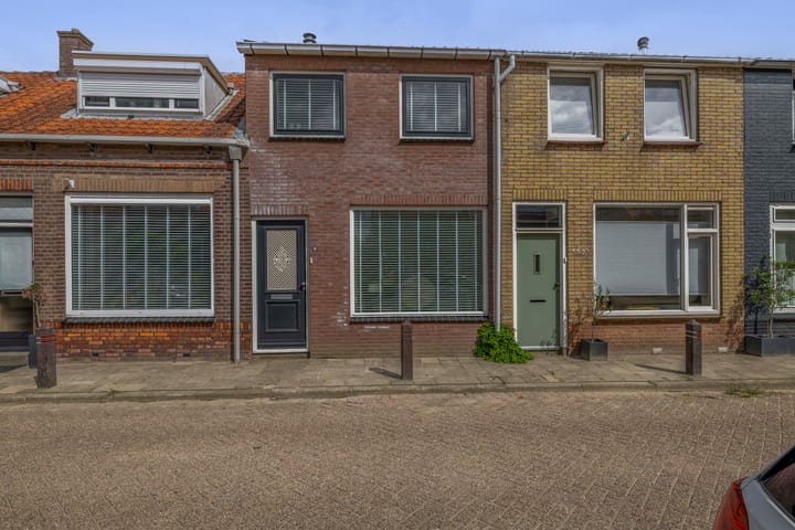 Foto van woning Prins Bernhardstraat 121, Oud-Beijerland