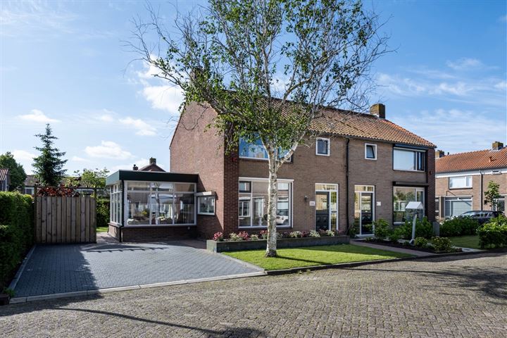 Prins Bernhardstraat 13 in Stellendam