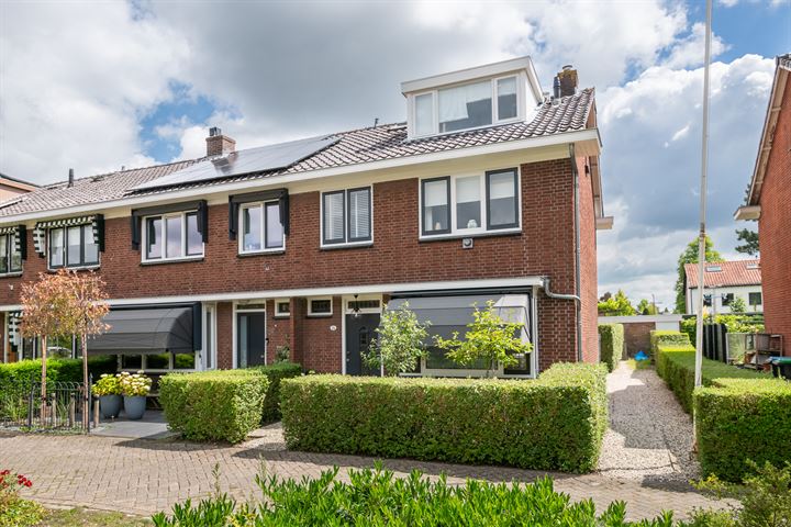 Prins Bernhardstraat 25 in Barendrecht