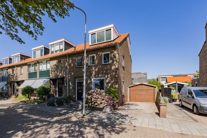 Prins Bernhardstraat 26 in Voorhout