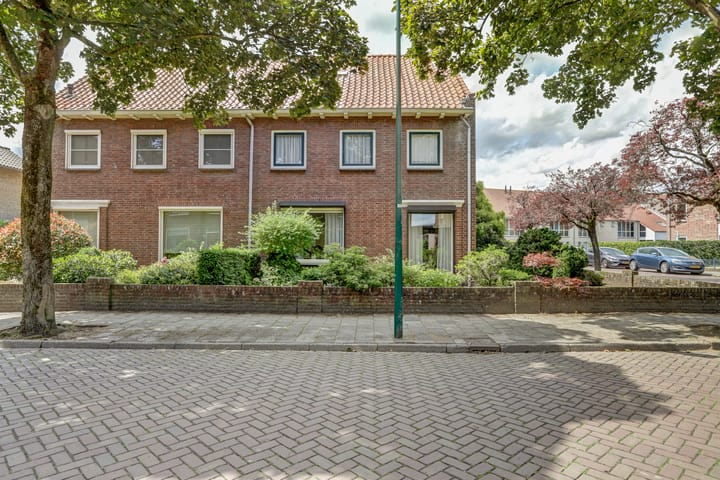Prins Bernhardstraat 26 in Dongen