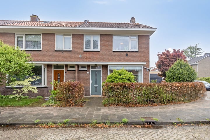 Prins Bernhardstraat 28 in Barendrecht