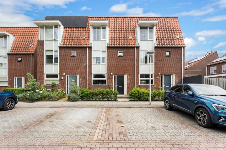 Photo of property Prins Bernhardstraat 3, Alblasserdam