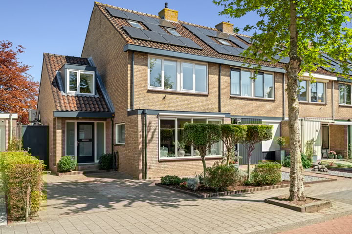 Prins Bernhardstraat 49 in Waarder