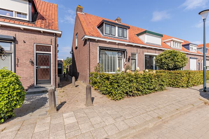 Prins Bernhardstraat 86 in Oud-Beijerland