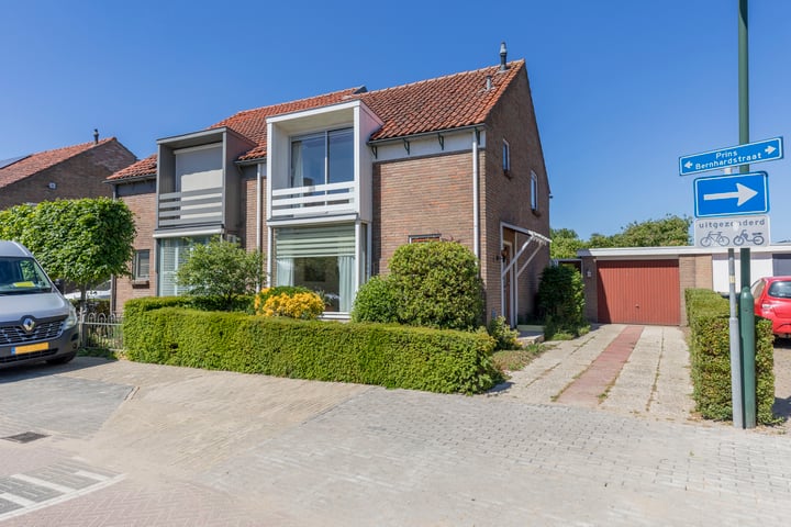 Prins Bernhardstraat 9 in Heerjansdam