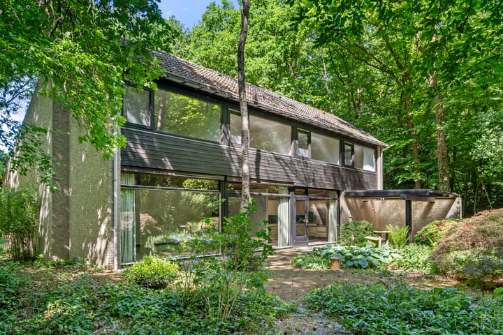 Photo of property Prins Clauslaan 8, Bennekom