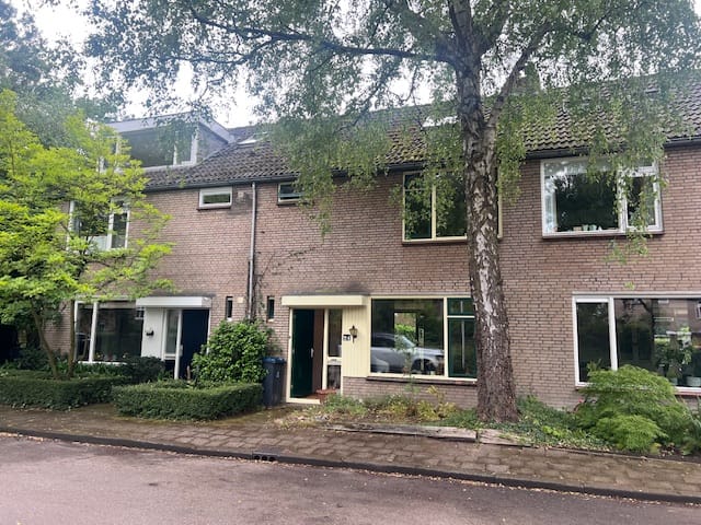 Prins Clausplantsoen 24 in Driebergen-Rijsenburg