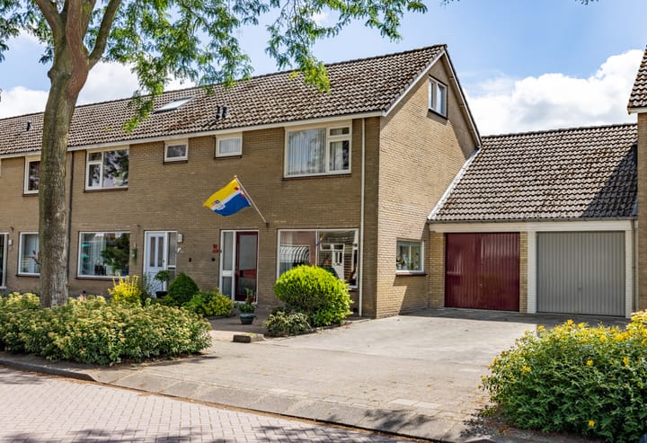 Prins Clausstraat 18 in Genemuiden Foto