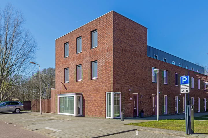 Prins Clausstraat 238 in Wateringen