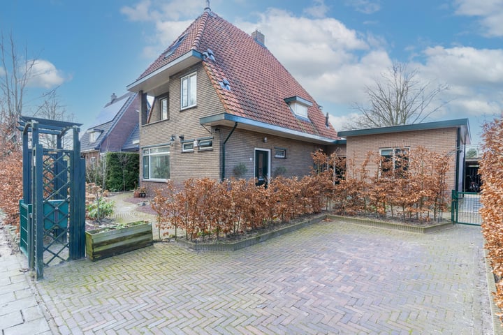 Photo of property Prins Frederik Hendriklaan 1A, Harderwijk