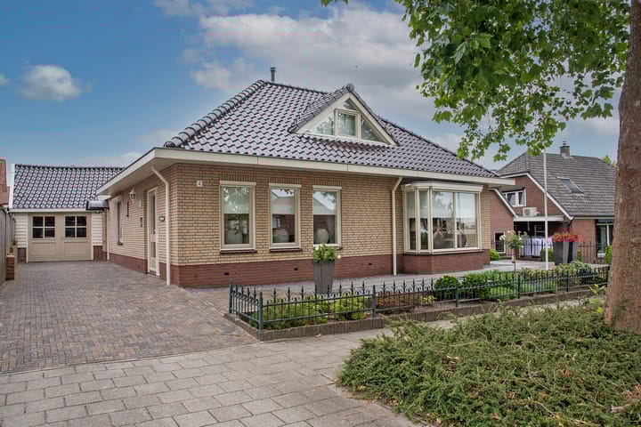 Prins Frederik Hendrikstraat 4 in Rijssen