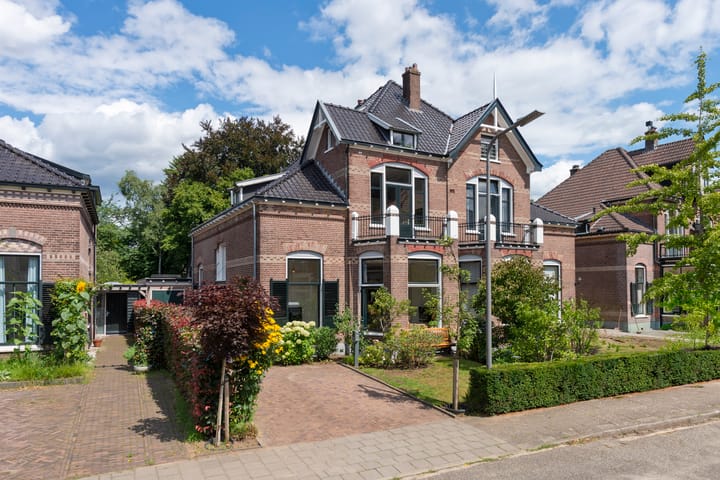 Prins Hendriklaan 14 in Velp