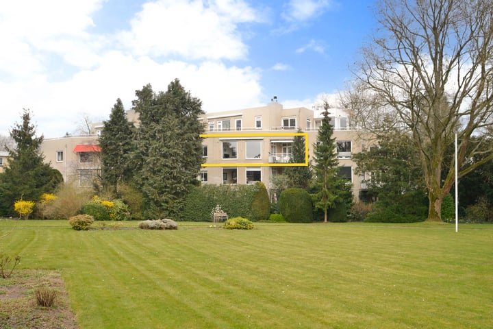 Photo of property Prins Hendriklaan 52, Baarn