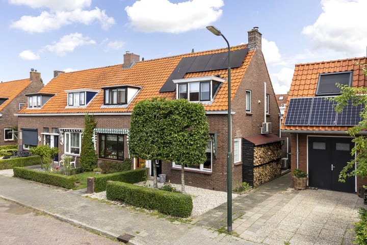 Photo of property Prins Hendrikstraat 10, Hardinxveld-Giessendam