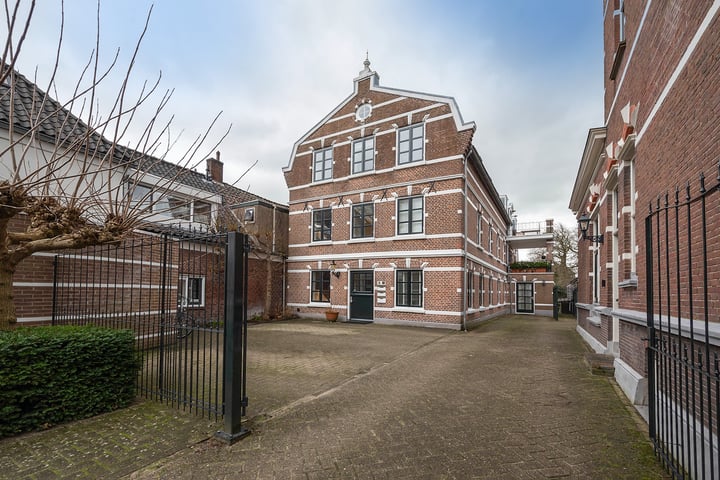 Prins Hendrikstraat 122 in Alphen aan den Rijn