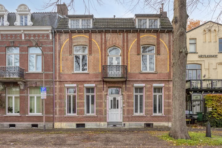 Prins Hessen Casselstraat 2 in Maastricht foto