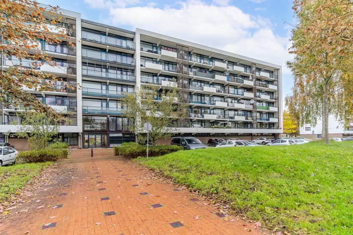 Prins Johan Willem Frisolaan 357 in Leidschendam foto