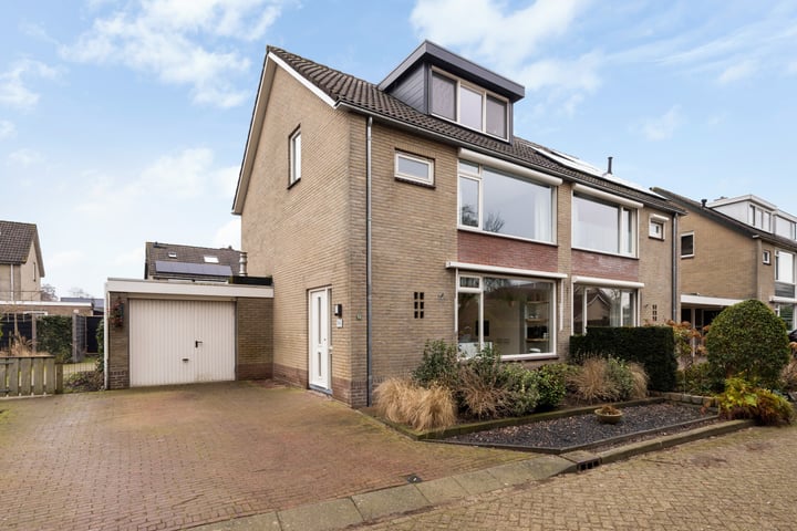 Photo of property Prins Mauritssingel 24, Beesd