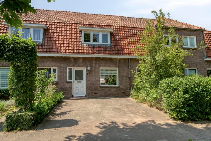 Prins Mauritsweg 23 in Waalre