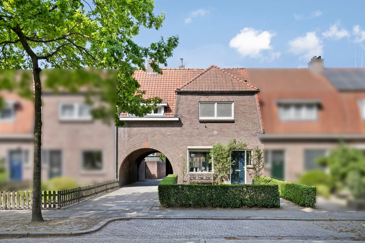 Prins Mauritsweg 41 in Waalre