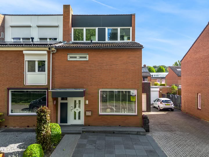 Prins Willem-Alexanderlaan 10 in Valkenburg