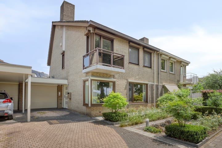 Photo of property Prins Willem Alexanderlaan 22, Bunde
