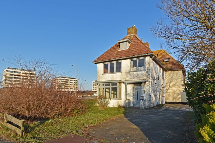 Prins Willemweg 2 in Hoek van Holland