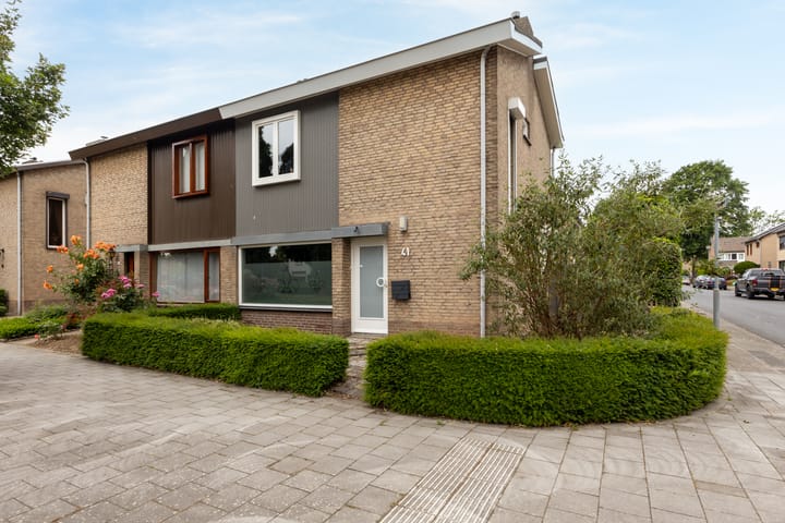 Prinsbisdomstraat 41 in Born