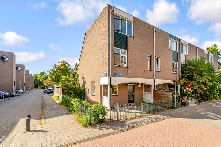 Prinsenpad 33 in Almere foto