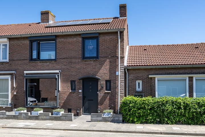 Photo of property Prinses Beatrixlaan 11, Middelharnis