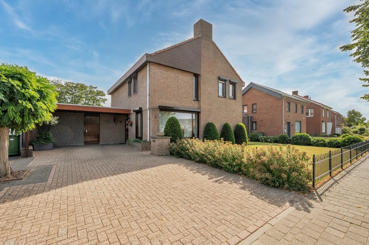 Prinses Beatrixstraat 1A in Stramproy