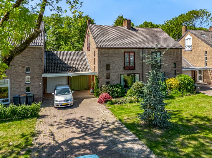 Photo of property Prinses Christinalaan 61, Uithoorn