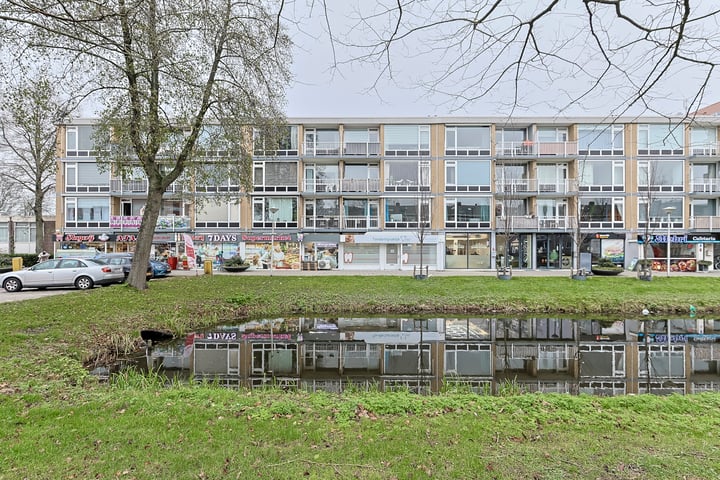 Prinses Irenelaan 64 in Alphen aan den Rijn