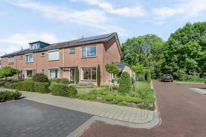 Photo of property Prinses Margrietlaan 36, Angerlo