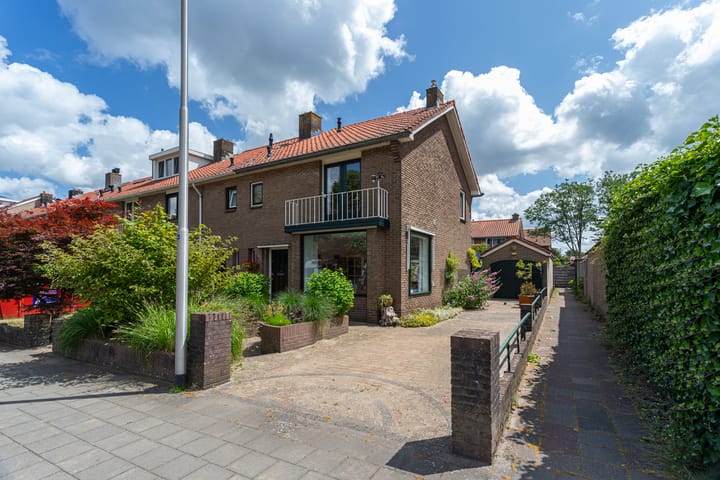 Prinses Margrietplantsoen 2 in Bussum