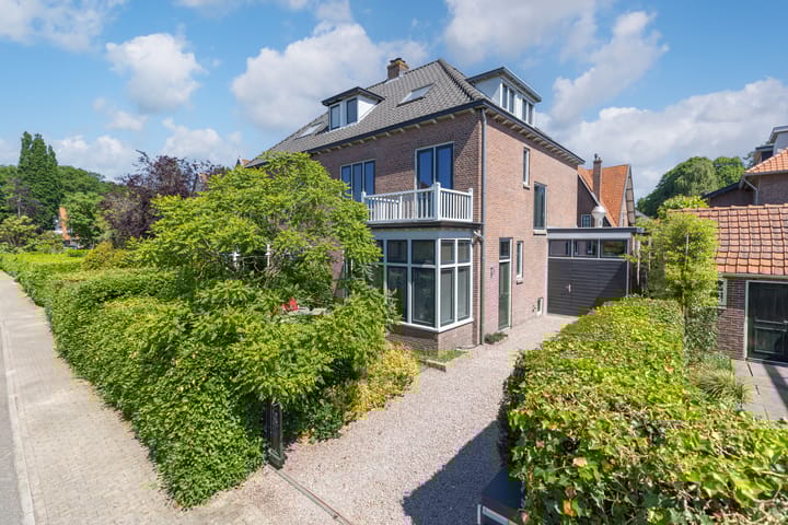 Prinses Marielaan 4 in Bussum