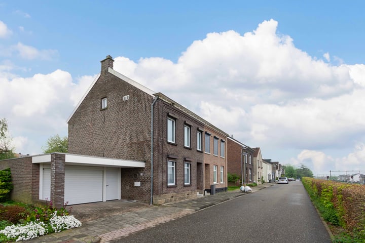 Photo of property Prinses Wilhelminaweg 15, Bunde