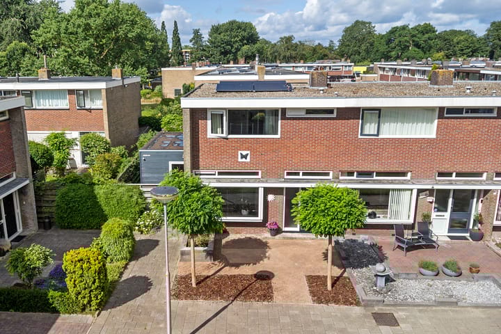 Prinsessenweg 55 in Leeuwarden foto