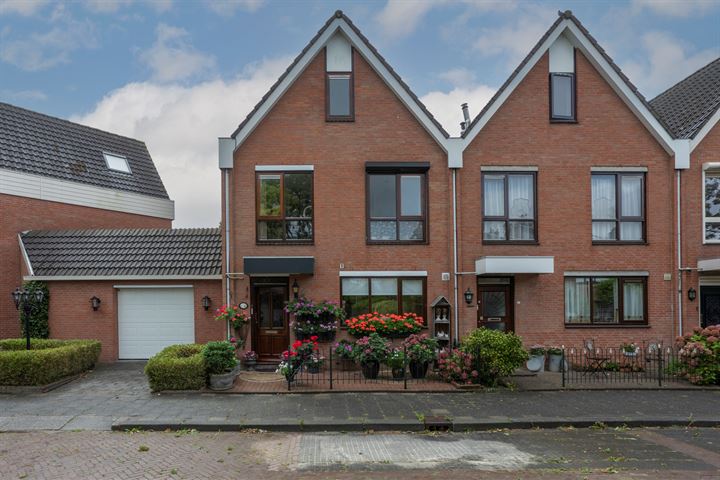 Prinsestraat 13 in Rozenburg