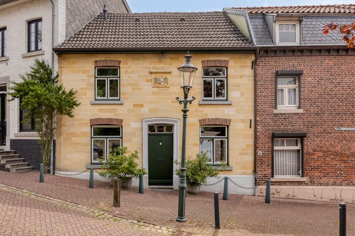 Photo of property Prof. Cobbenhagenstraat 21, Gulpen