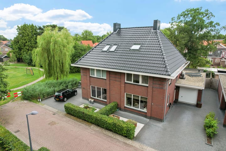 Photo of property Prof dr Cleveringastraat 50, Heerenveen