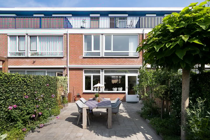 Prof. R. Casimirstraat 73 in Amsterdam