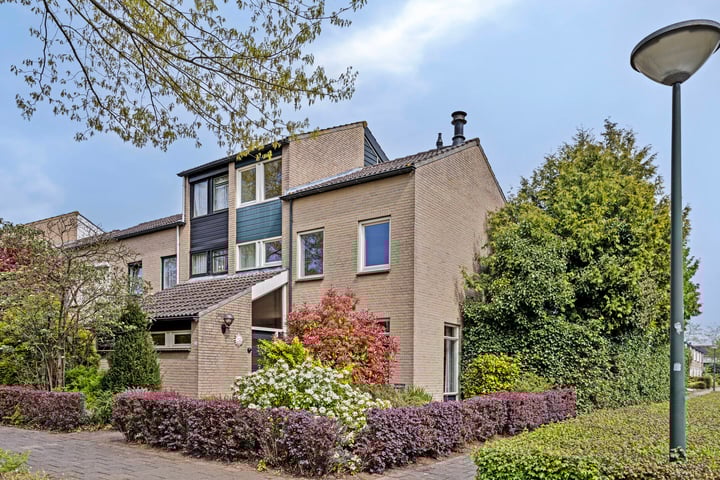Photo of property Prof. Struyckenstraat 20, Veghel