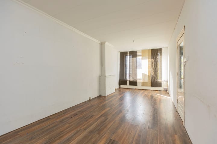 Professor Kamerlingh Onneslaan 122B-1 in Schiedam