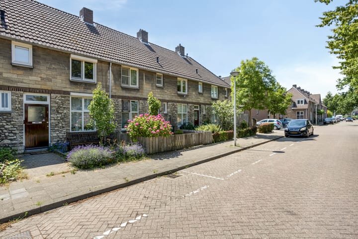 Professor Moserstraat 17 in Maastricht