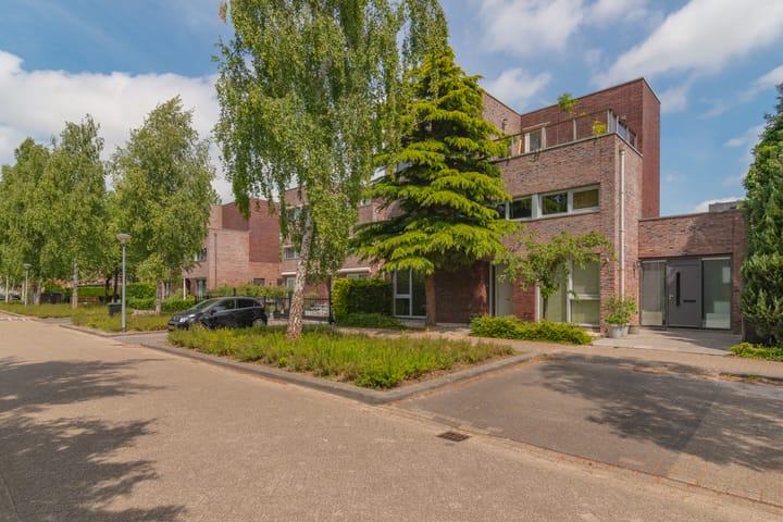 Professor Pigracht 28 in Almere foto