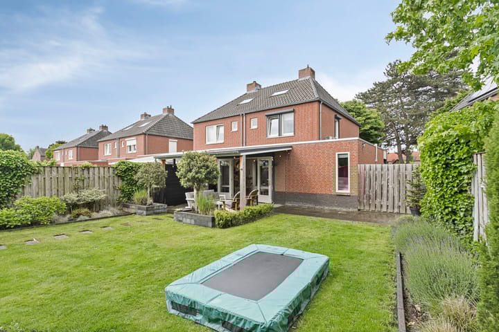 Photo of property Professor Schreinemakersstraat 33, Roermond