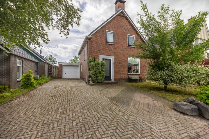 Photo of property Provincialeweg 112, Doezum